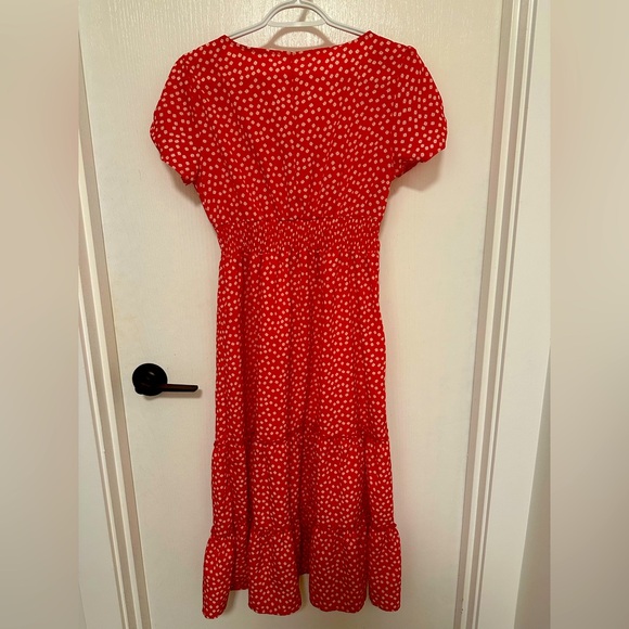 Beautiful light red dress - Picture 3 of 3